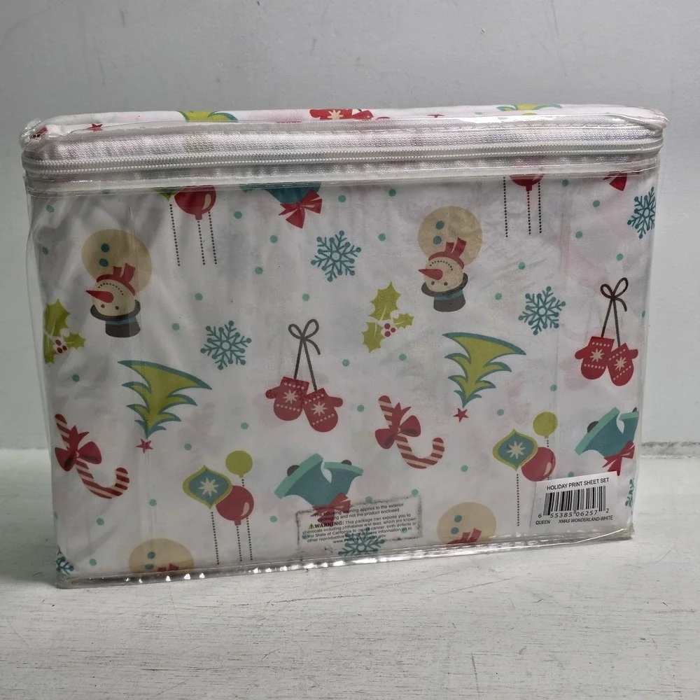 Holly Jolly Christmas Wonderland White Holiday Microfiber Queen 4Pc Sheet Set